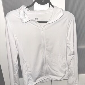 Uniqlo White Textured Zip-Up Jacket. Like new condition worn twice